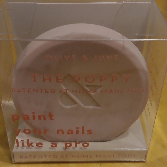 Nail Polish Handle Cover NWT - Picture 2 of 2